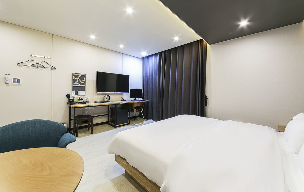 Dove Hotel Ilsan Ni Exterior photo