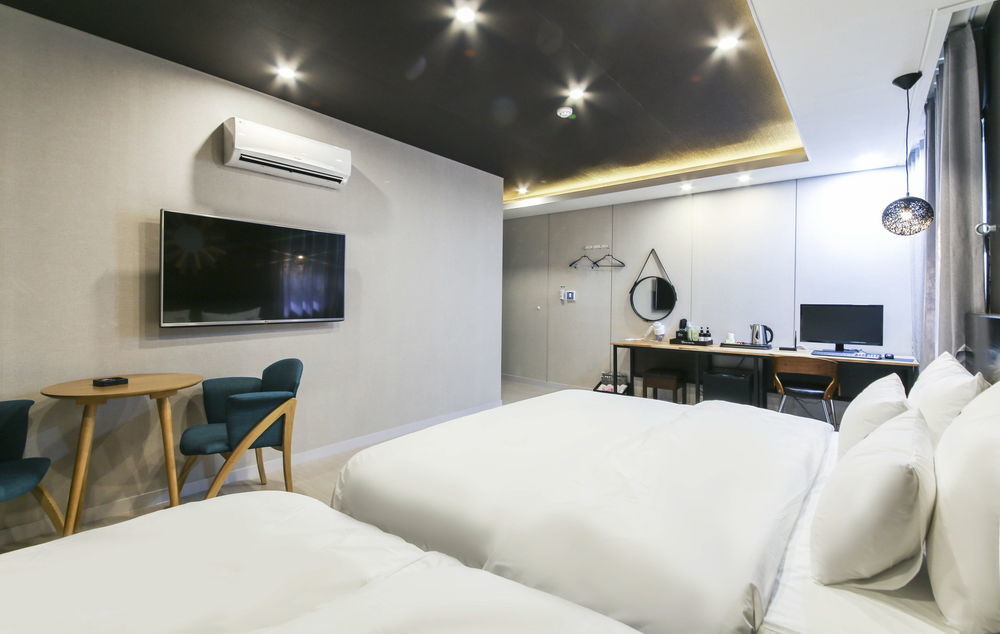 Dove Hotel Ilsan Ni Exterior photo